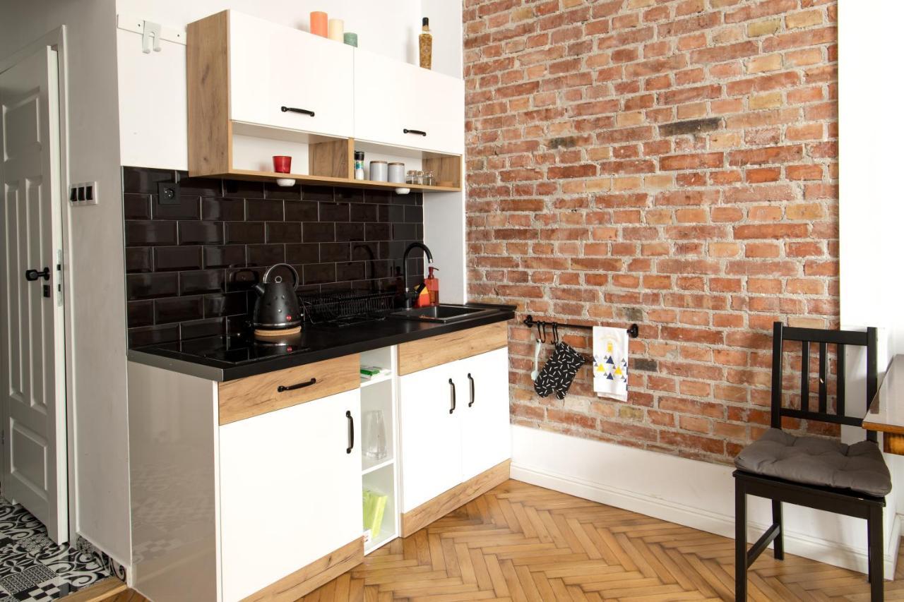 Poznanska Apartament Studio Apartment Варшава Екстериор снимка