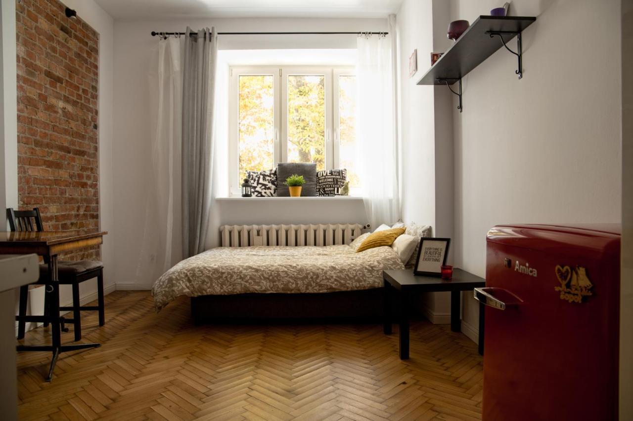 Poznanska Apartament Studio Apartment Варшава Екстериор снимка